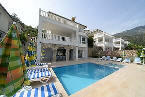 Emre White Villas 3