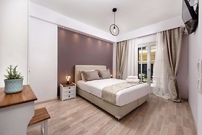 Mezza Volta by Estia