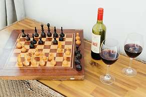 8 Sunday School Court