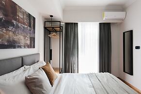 UPSTREET Modern Minimalist 3BD Apt-Hilton