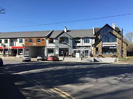 Blackwater Lodge Hotel