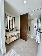 Canopy by Hilton Charlotte Southpark