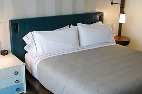 Canopy by Hilton Charlotte Southpark