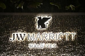 JW Marriott Maldives Resort & Spa