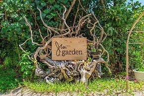 JW Marriott Maldives Resort & Spa