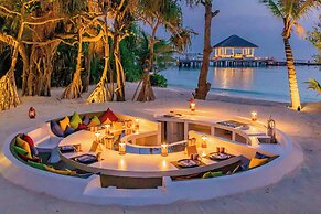 JW Marriott Maldives Resort & Spa