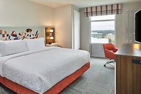 Hampton Inn & Suites Atlanta Midtown