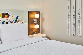 Hampton Inn & Suites Atlanta Midtown