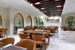 DoubleTree by Hilton Doha - Al Sadd