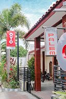 OYO LIfe 1036 Hotel Palem 1 Syariah