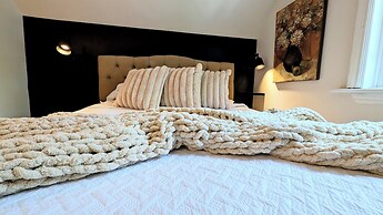 Bayfield Boutique B&B