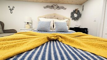 Bayfield Boutique B&B