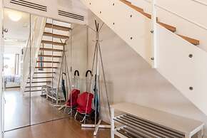 Carmini Canal View and Balcony with Lift