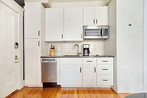 Sonder by Marriott Bonvoy The Hancock Apartments Beacon Hill