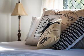 RondayVoo Bed & Breakfast