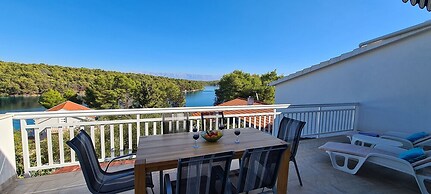 Apartment Penthouse by the sea - Vrboska - Island Hvar