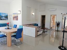 Apartment Penthouse by the sea - Vrboska - Island Hvar