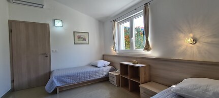 Apartment Penthouse by the sea - Vrboska - Island Hvar