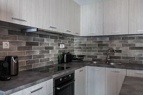 UPSTREET Urban & Cozy 1BD Apartment in Ampelokipoi