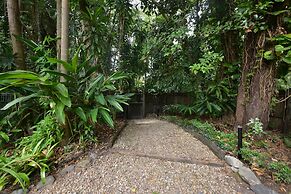 Pavilions in the Palms