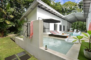 Pavilions in the Palms