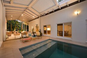 Pavilions in the Palms