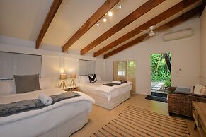 Pavilions in the Palms