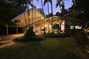 Pavilions in the Palms