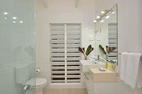 Pavilions in the Palms