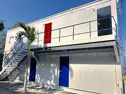 Nel Beach Rosso & Indigo