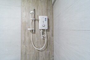 OYO Home 44045 Splendid 2br Arte Plus