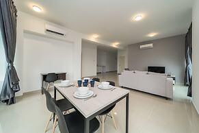 OYO Home 44045 Splendid 2br Arte Plus