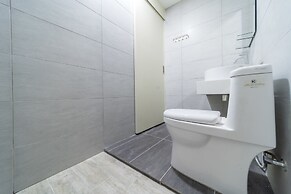 OYO Home 44045 Splendid 2br Arte Plus