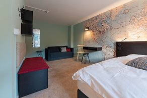 Emma's Hotel - Bed & Breakfast Self Check-in Hotel