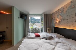 Emma's Hotel - Bed & Breakfast Self Check-in Hotel