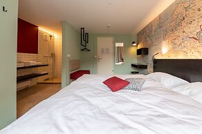 Emma's Hotel - Bed & Breakfast Self Check-in Hotel