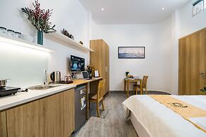 HAPPYHOMES 102 Luxury Bui Vien Apartment