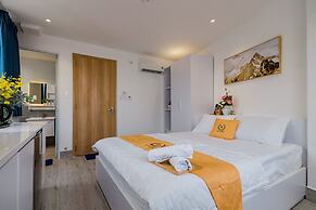 HAPPYHOMES 102 Luxury Bui Vien Apartment