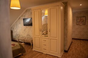 Rasslabonov Country Home