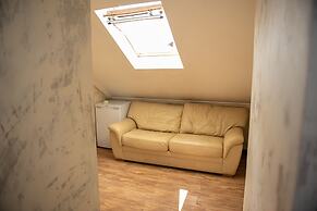 Rasslabonov Country Home