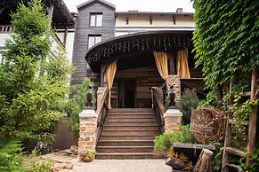 Rasslabonov Country Home