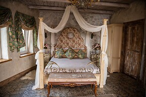 Rasslabonov Country Home