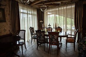 Rasslabonov Country Home