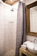 Rasslabonov Country Home