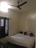 Hotel Dharohar Palace