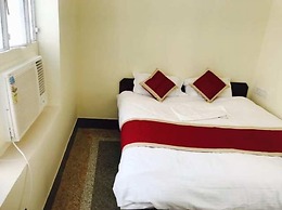 Hotel Dharohar Palace