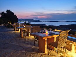 Mythic Paros