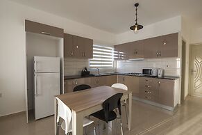Deniz Airport Suites