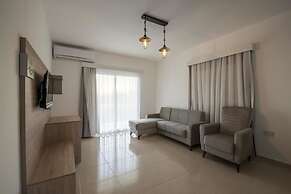Deniz Airport Suites
