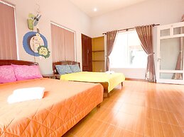 Goc Bien Homestay